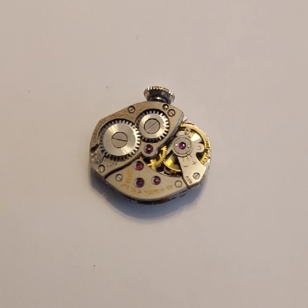 Bulova 10K Gold Filled W/ 17 Jewels Wearable Watch Bracelet